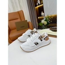 Burberry Low Shoes